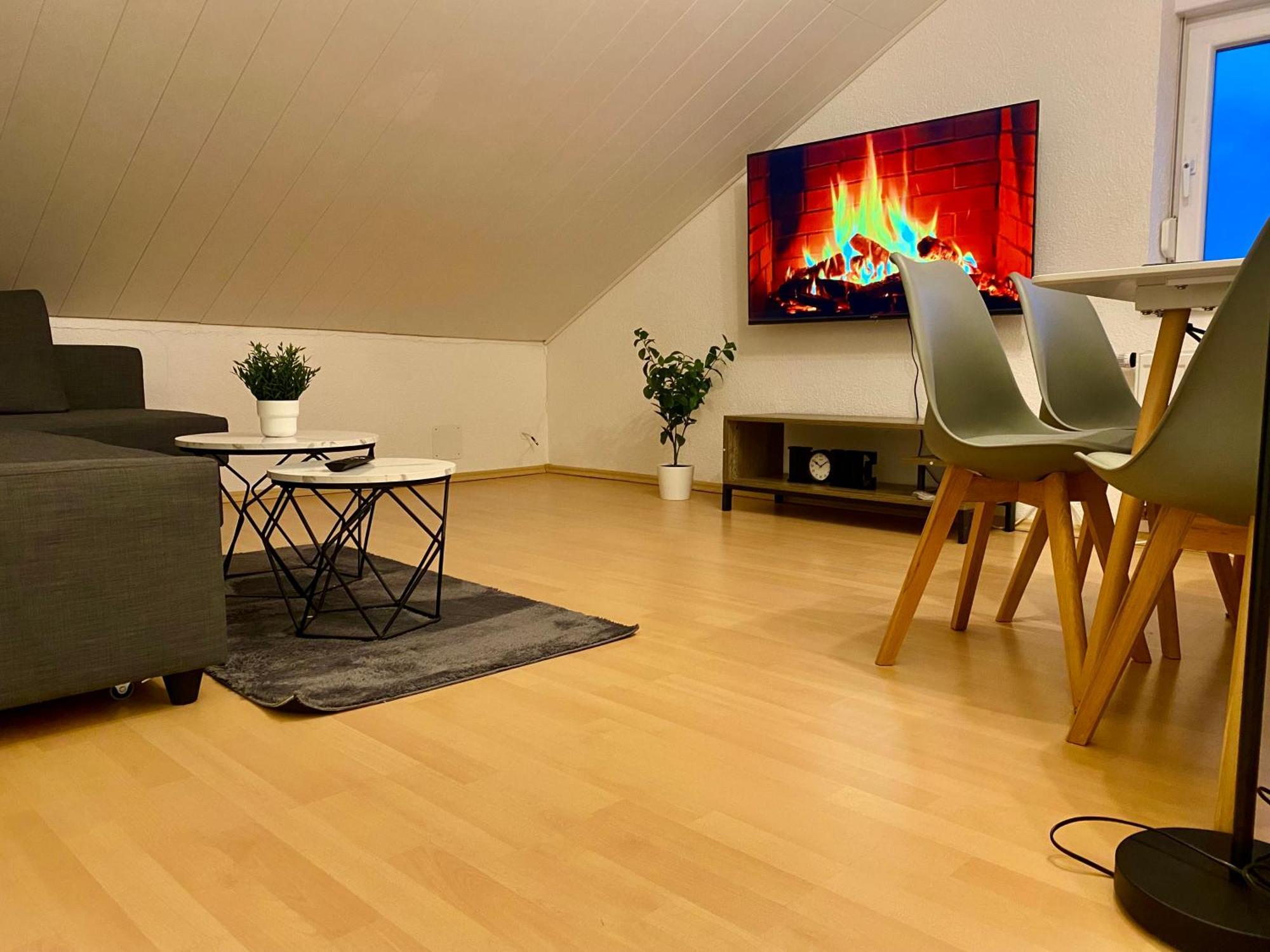 Deluxe Business Suite Mit Netflix Premium & Parkplatz, Zentral Zu Audi & Schwarz Gruppe With 2 Bedrooms Бад-Фрідріхсхалль Екстер'єр фото